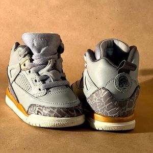 SOLD Air Jordan Spizike Toddlers 4c